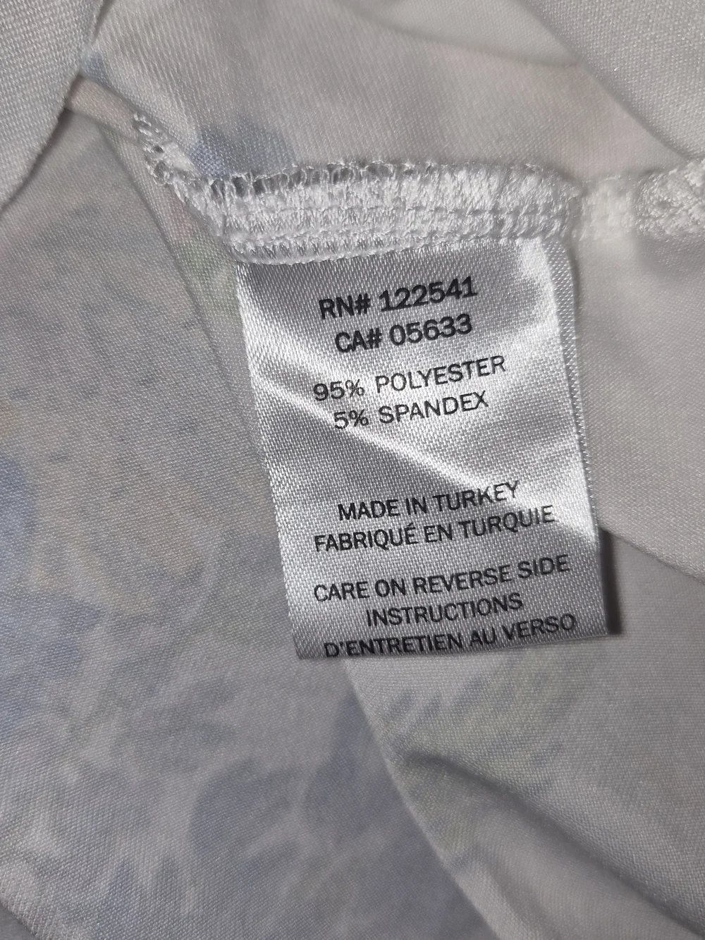 Foxcroft Wrinkle-Free Ruffle Sleeveless Blouse – Women's Size 16
